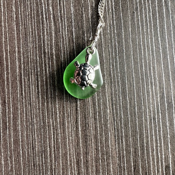 Sea glass necklace - Picture 6 of 9